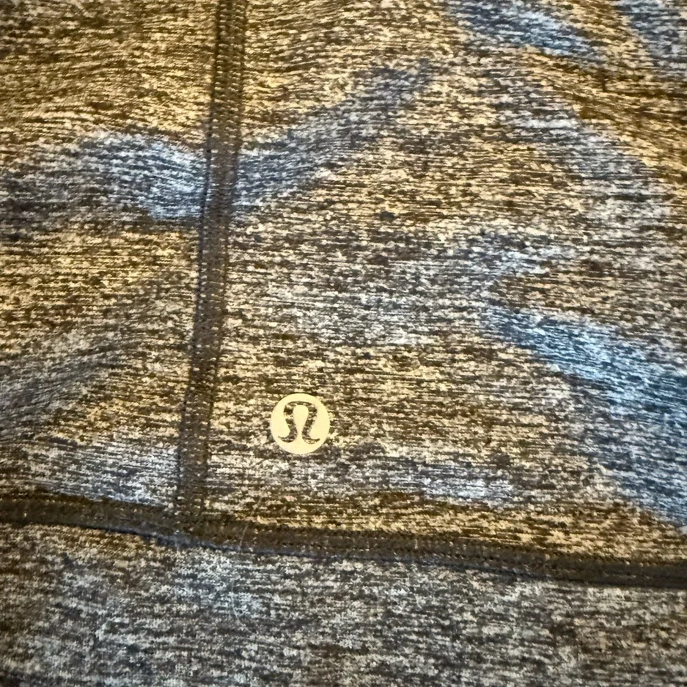Lululemon Hooded Define Jacket - Picture 6 of 6